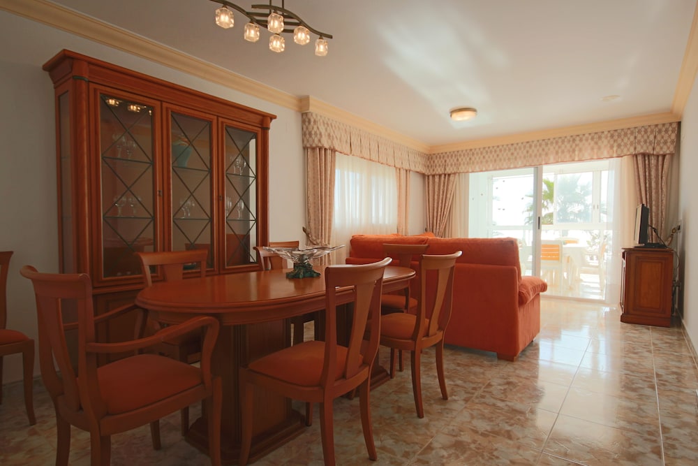 Exclusive Luxury Frontline Apt. Amazing Views view 4