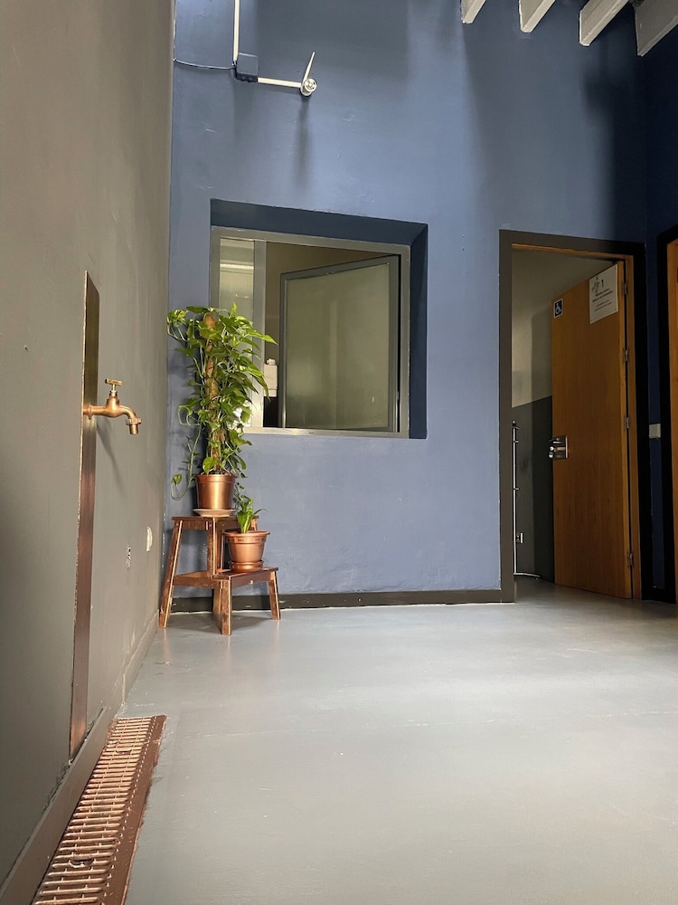 SEVILLE YOUR WAY HOSTEL