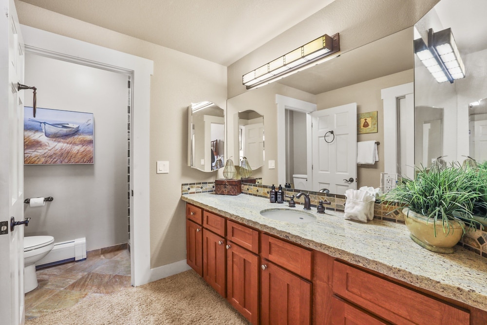 Spacious Elegance-Kirkwood-Timber Ridge 3 Bedroom 3 Residence