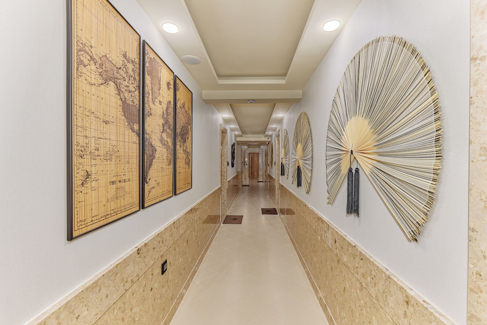 Dimitris Residence