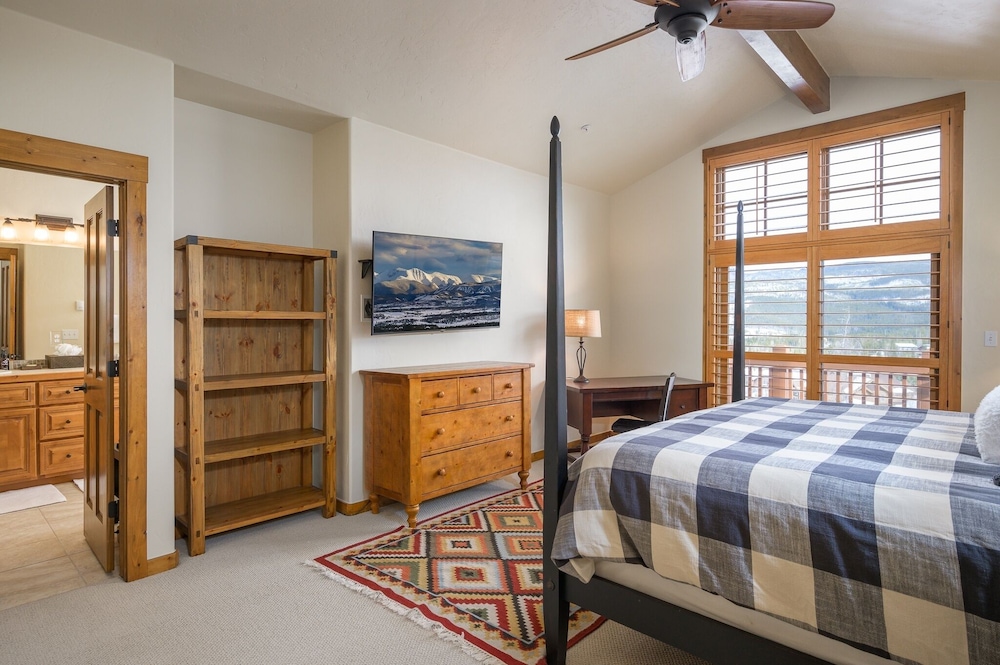 Cloudline Chalet 3 Bedroom Townhouse