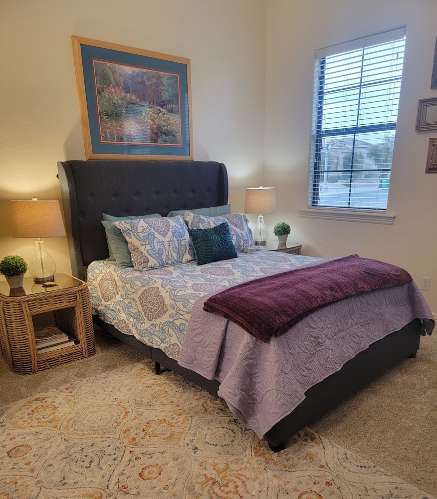 Elm Casita Apts by RedAwning view 3