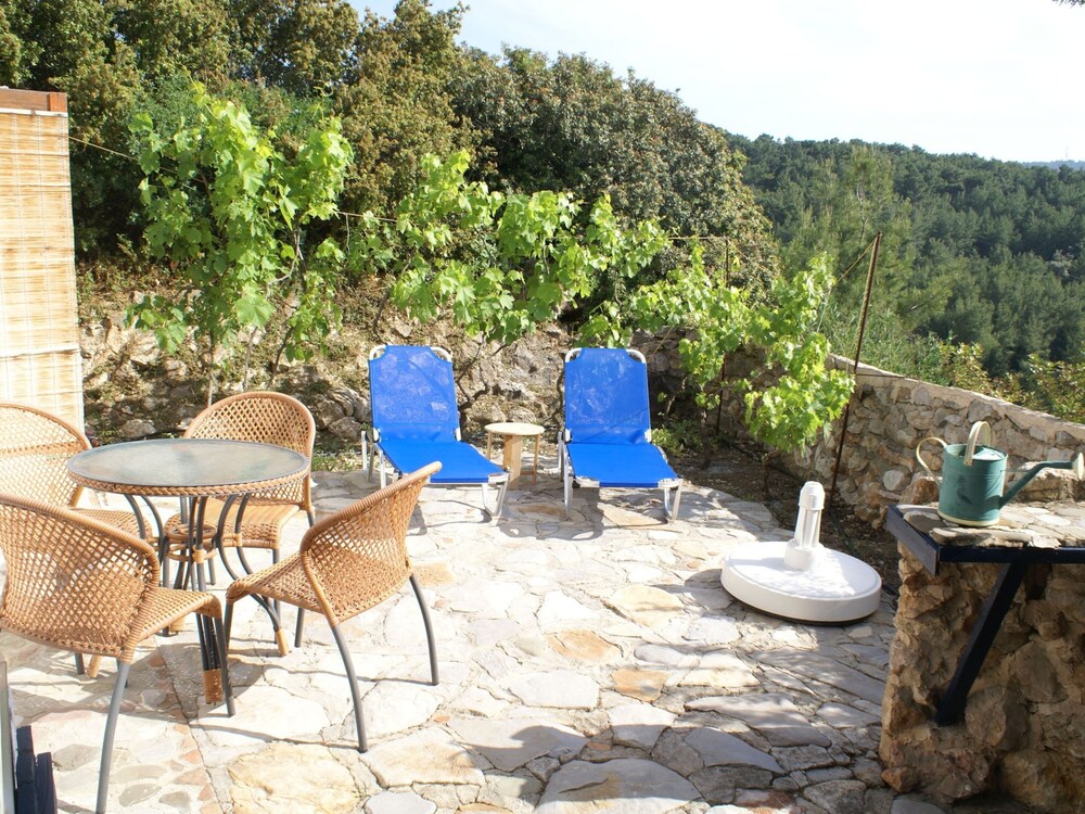 Holiday Home With Garden in Kritinia