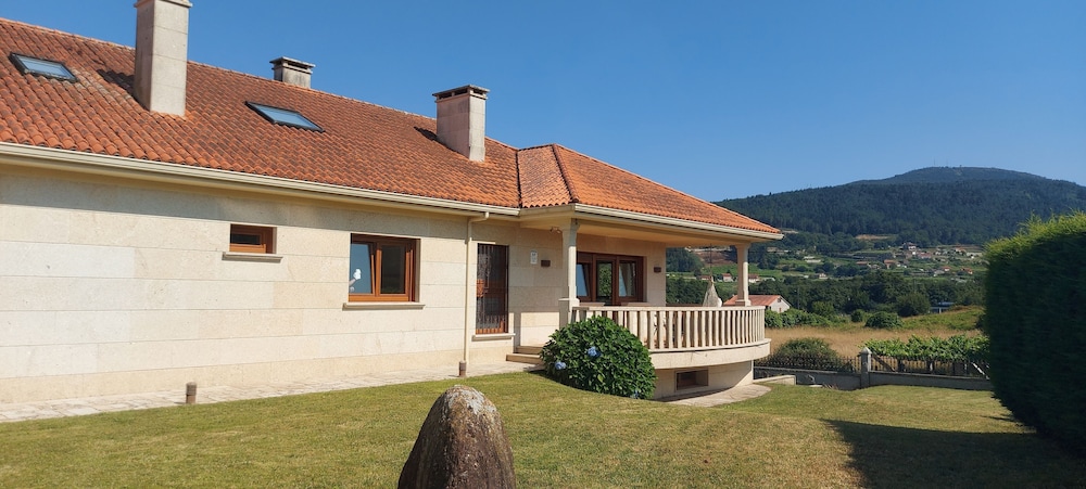 Casa de Lujo con Pisicina y Jardin en el Rural