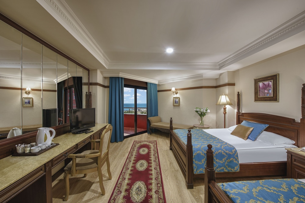 Delphin Palace - All Inclusive