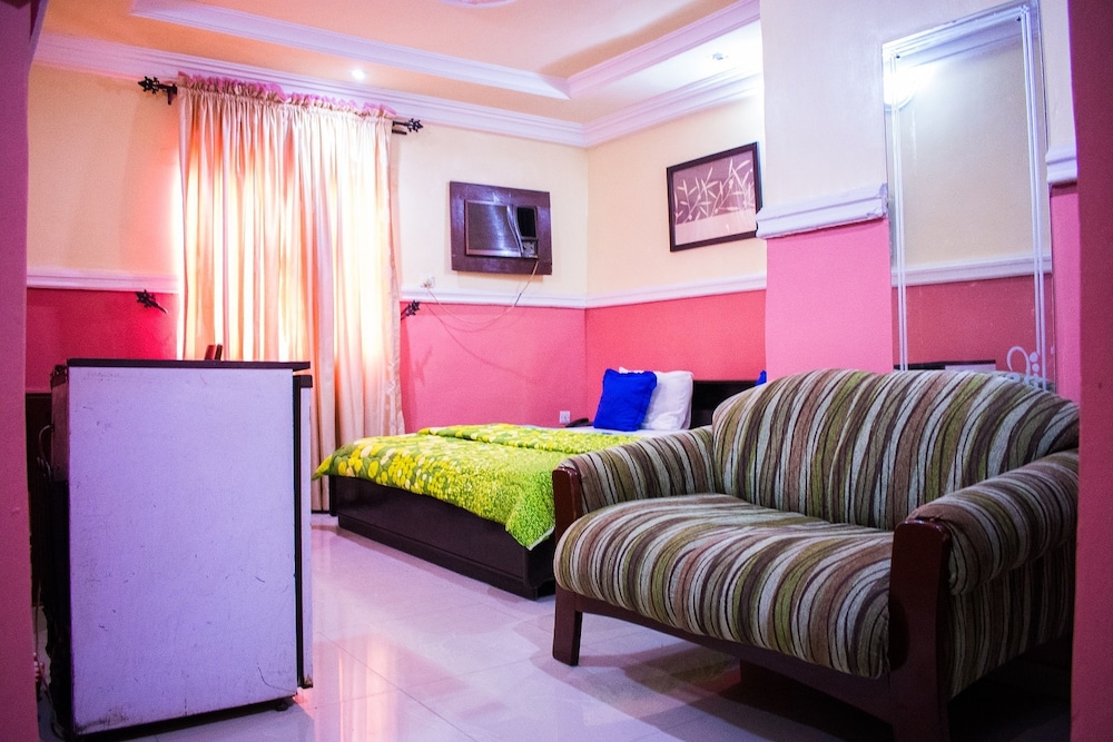 Maria Suites
