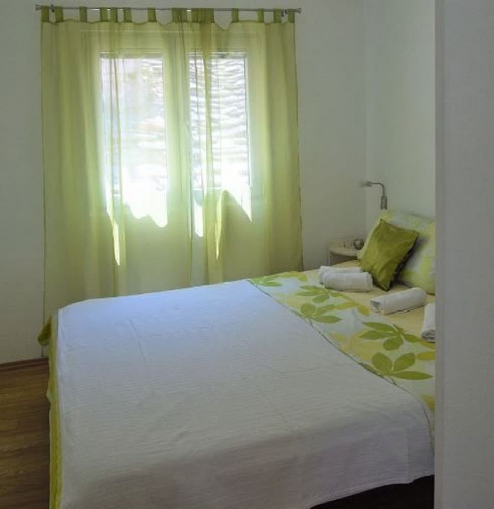 Mira 1 - Family Apartment - A Duje view 4