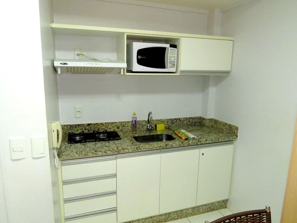 Lagoa Flat Service