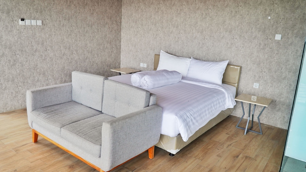 Azana Essence Selo Boyolali view 3