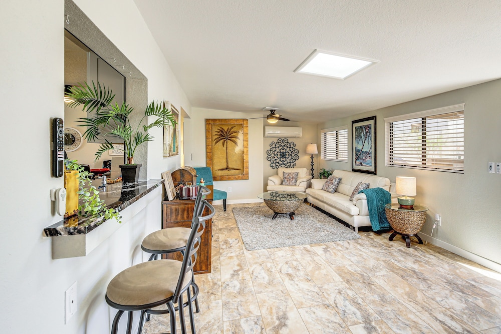 NEW Listing! Gorgeous Poolside Views: Havasu Haven