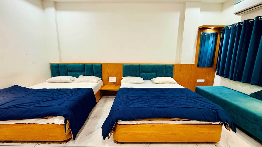 Hotel Raj Inn
