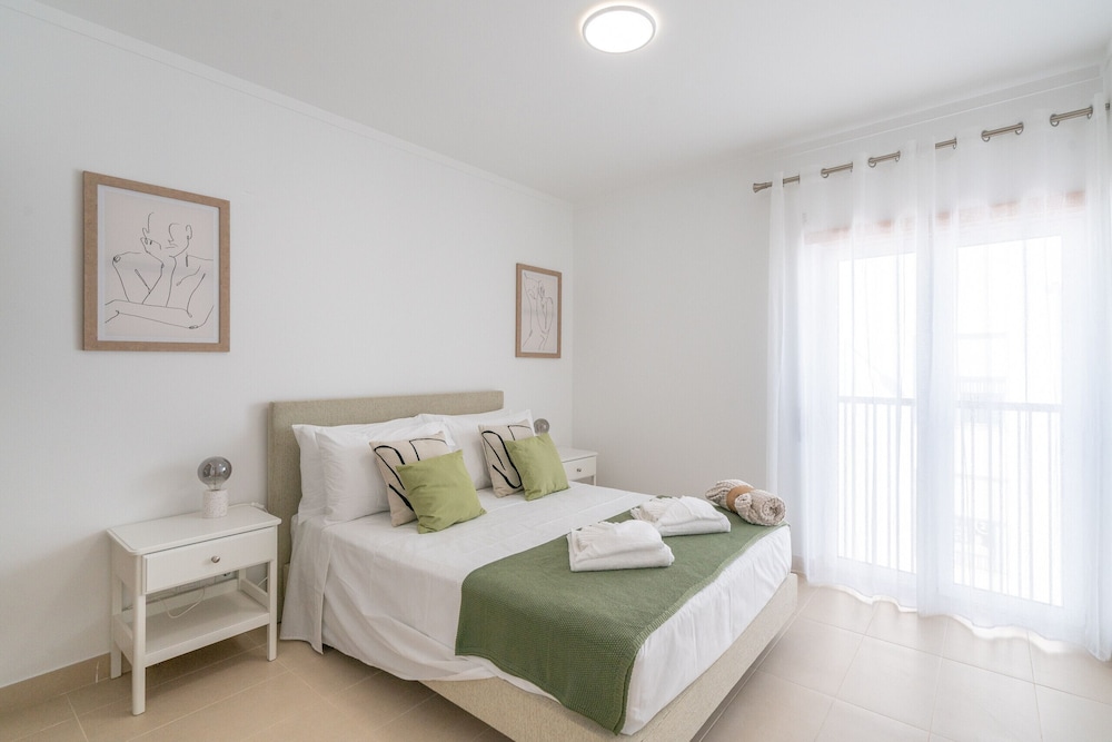 Tavira BAY 3 With Pool by Homing