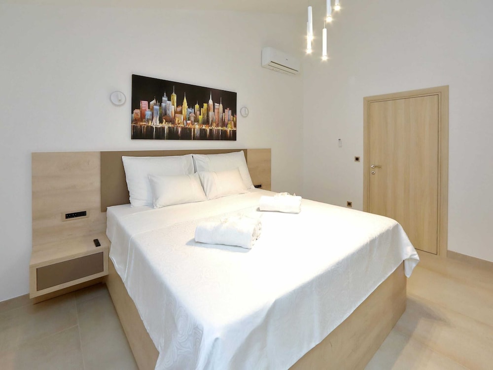 Villa in Starigrad With Heated Pool view 3