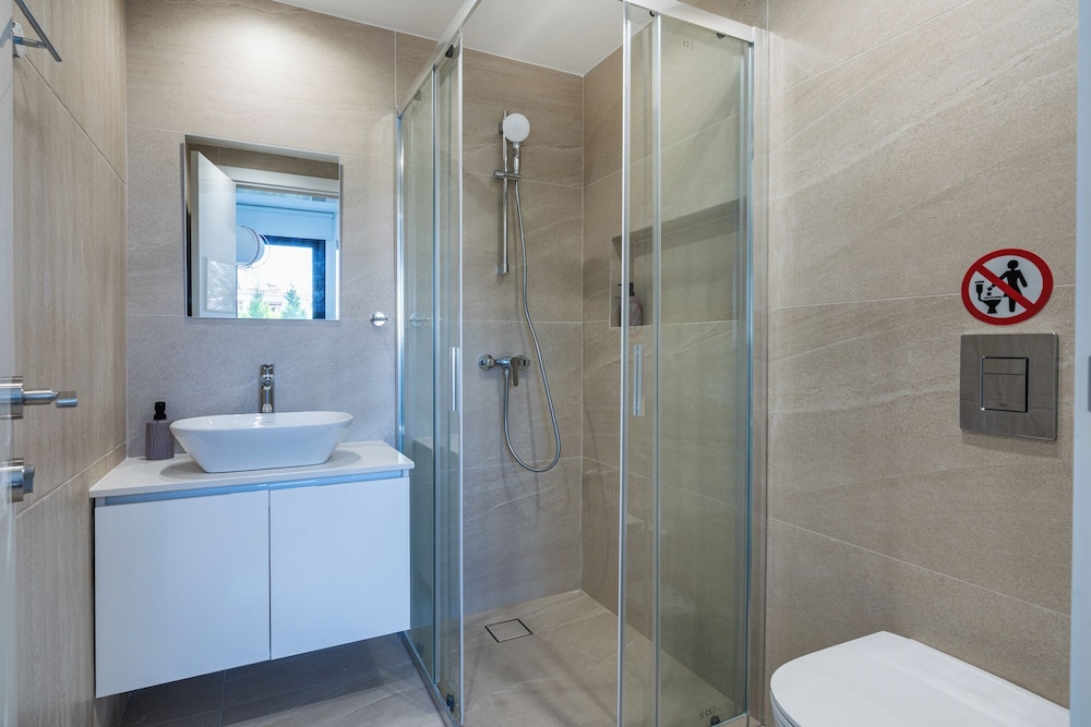 Jas Living Apts & Balconies in Larnaca
