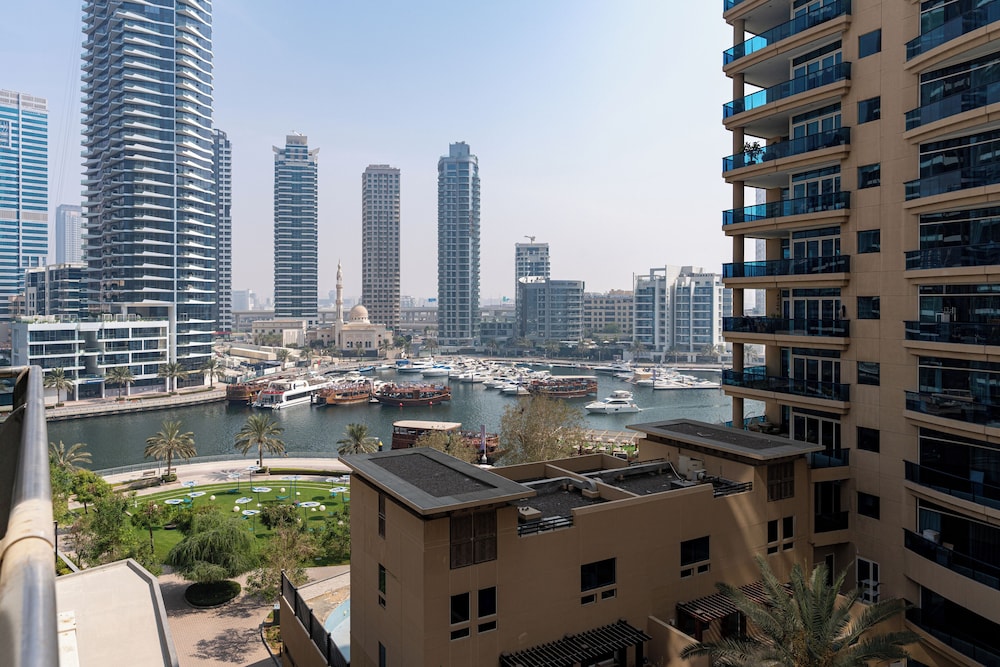 Dubaiashome - Luxury Special Stay