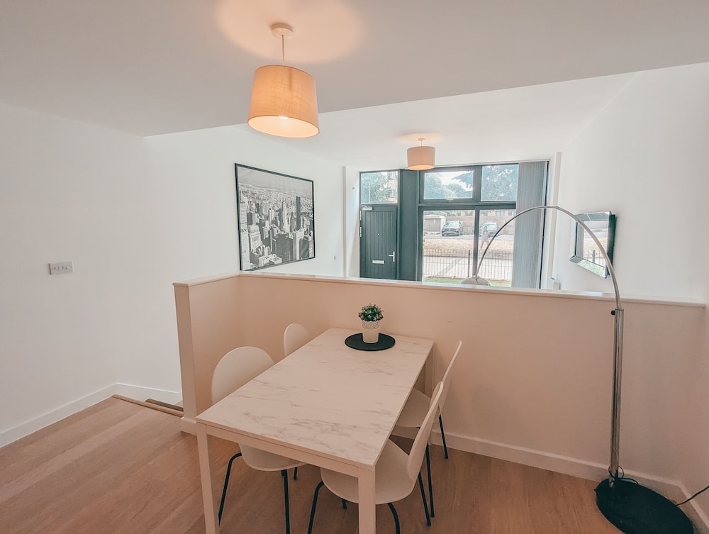 The Wimbledon Apartment