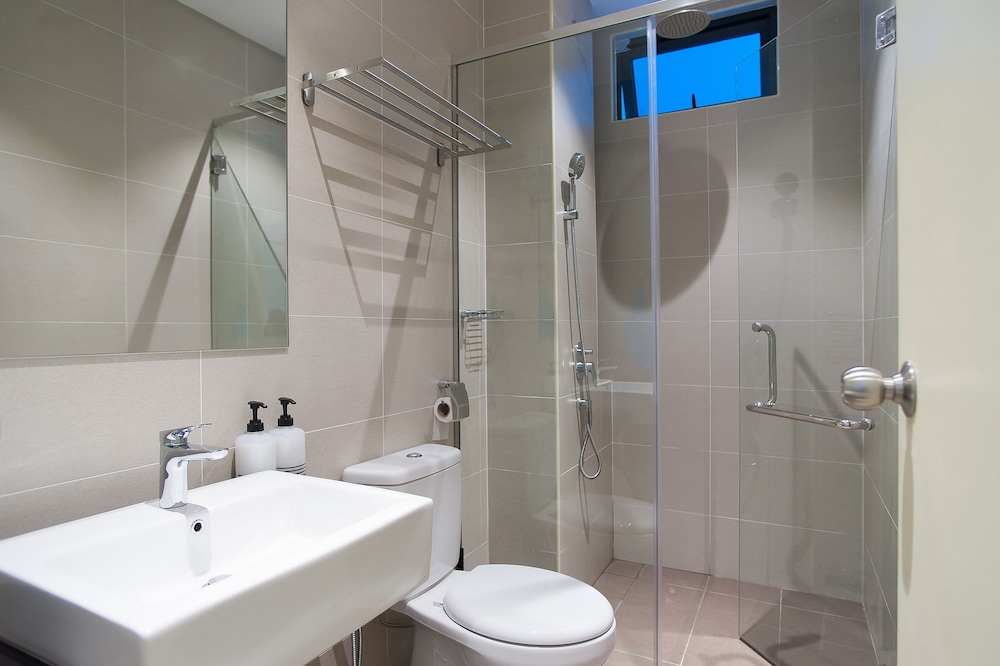 A9 Relax & Enjoy in a Luxury Condo near Jonker St photo 6