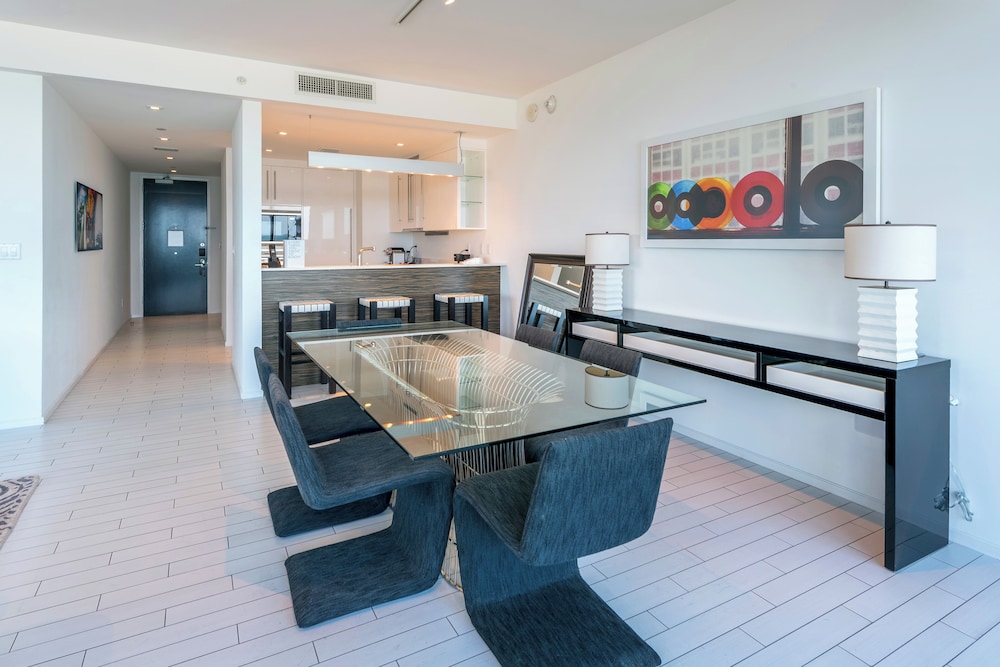 Luxury Vacation Rentals in South Beach by LRMB