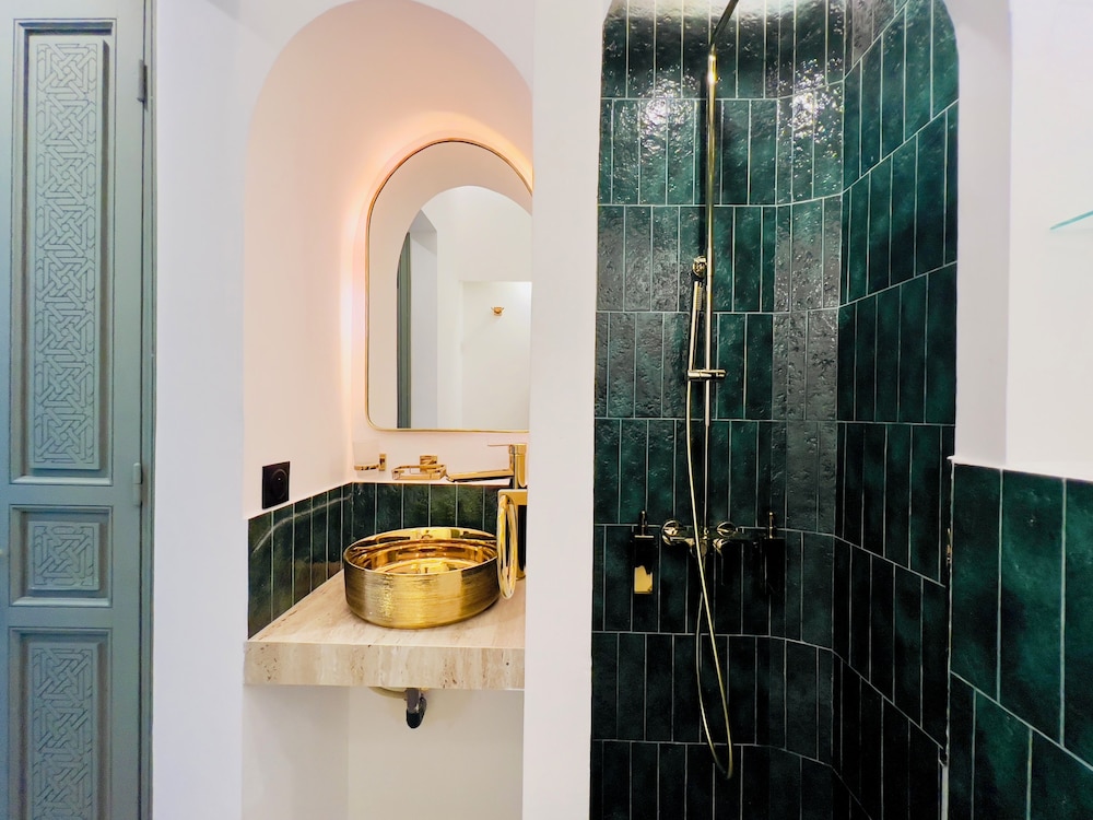 Riad KAYA & SPA