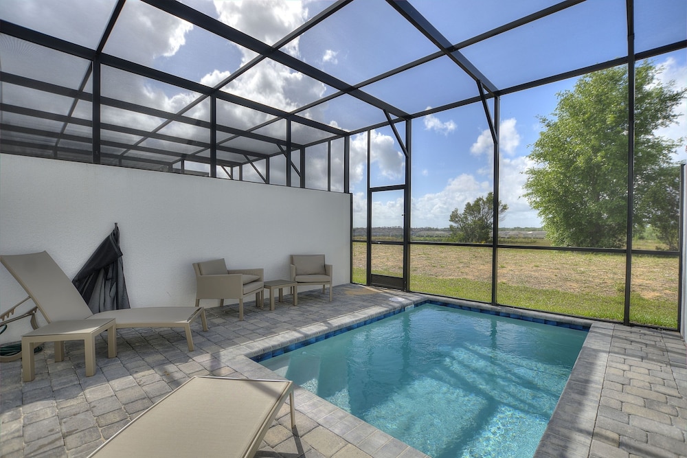 Harmony Haven Boutique Townhome At Azzure Resort Near Disney By Shine Villas 6 Bedroom Townhouse