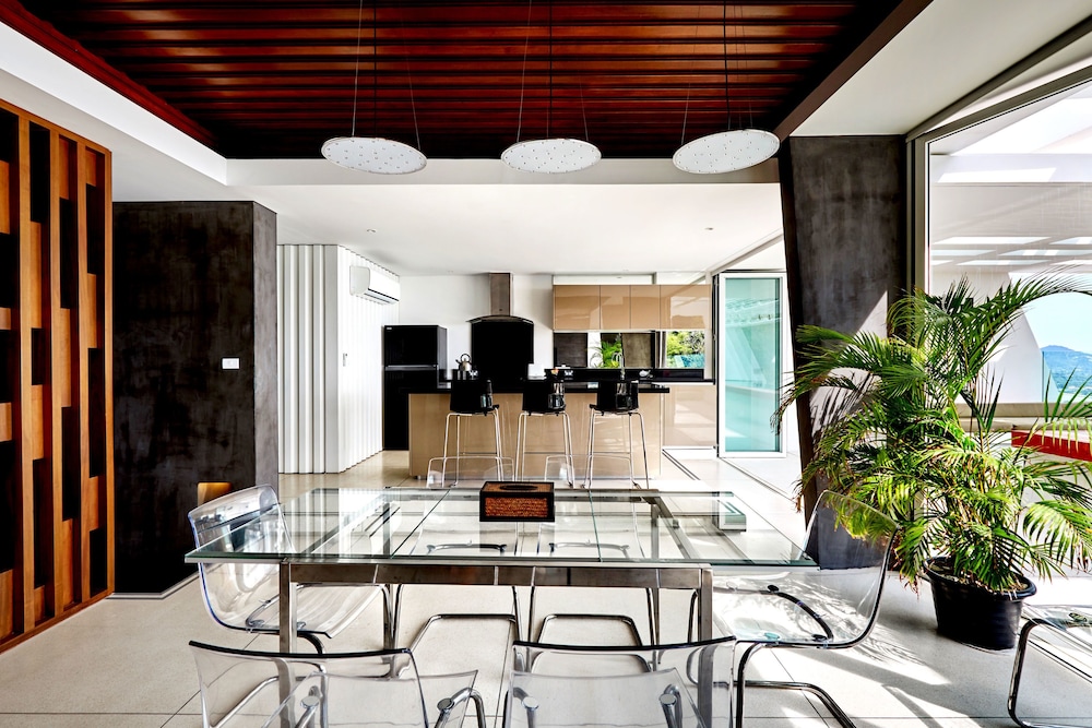 Aqua Samui Villas