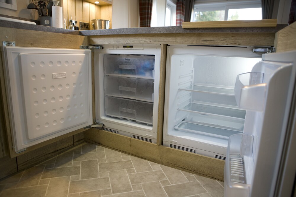 6 Berth Luxury Lodge in Christchurch, Dorset