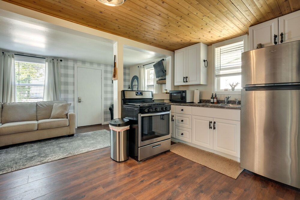 Eagle River Retreat Near Dam Lake w/ Boat Dock!
