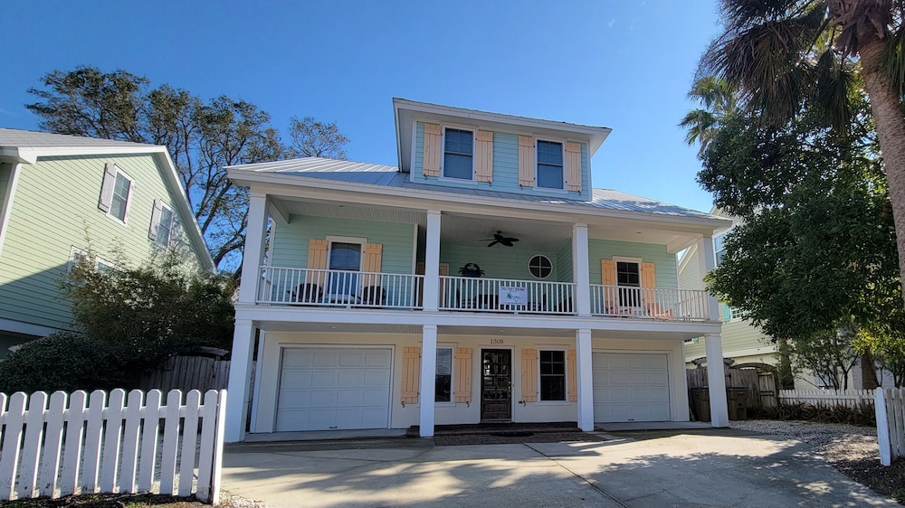 1308 Lovell Avenue by Tybee Vacation Rentals