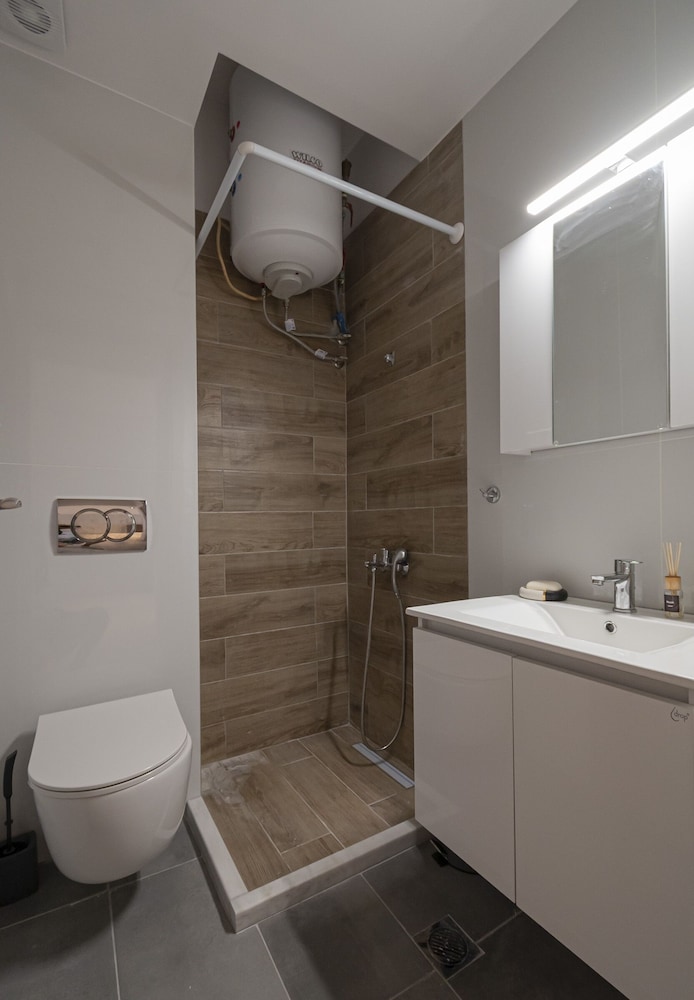 V & G Apartment by Rentals Pro - Nea Moudania