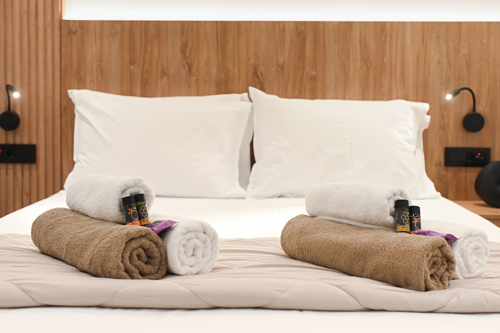 MGK Complex Suite With Private Pool Ligaria Made