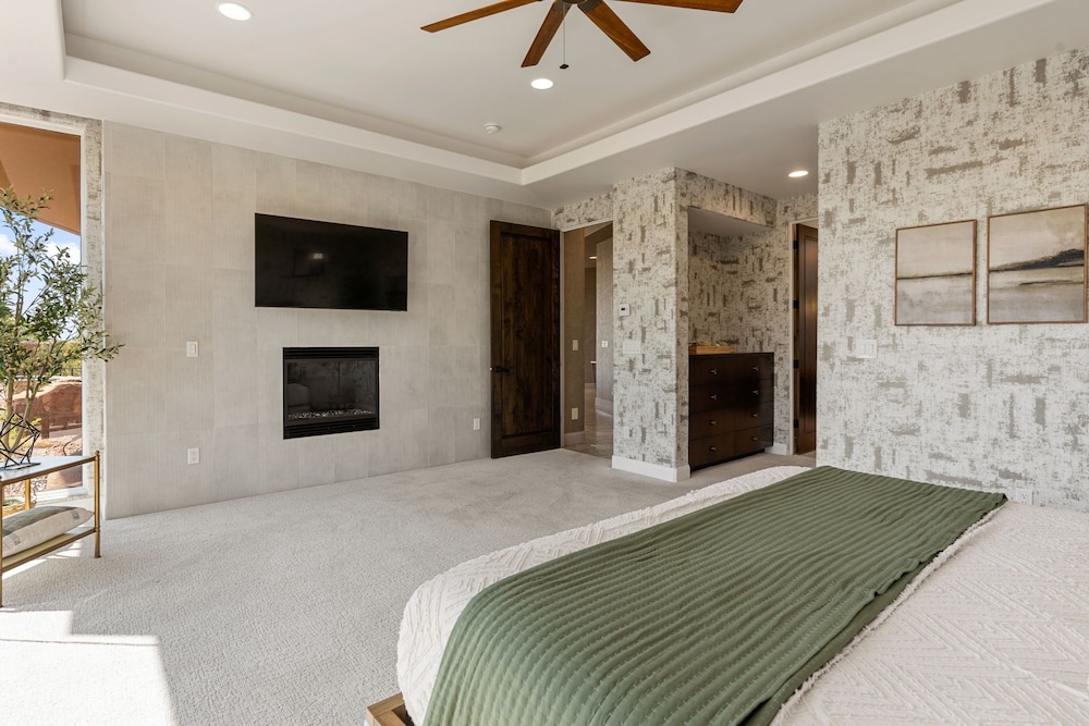 Escape To Entrada 4 Bedroom Home