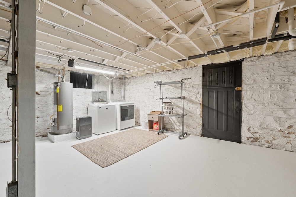St. Louis Retreat With Game Room & Yard 3 Bedroom Home
