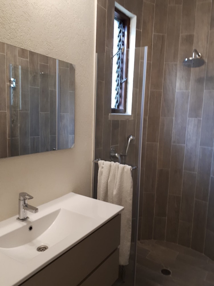 Etty's Hous - Boutique Hotel