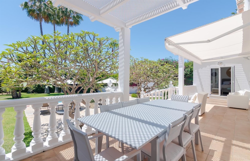 Beautiful Villa Near Beach - Marbella - Image 4