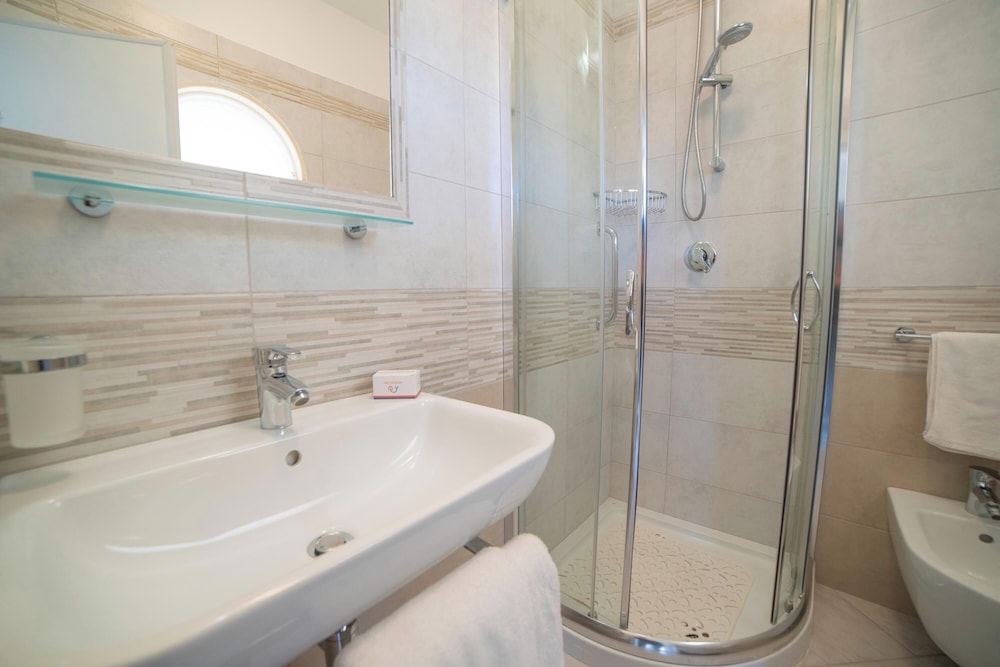 Le Onde Apartment 2 With Pool and Sea photo 5