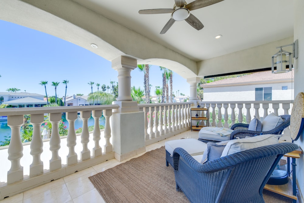 Waterfront Luxury Gilbert Retreat w/ Pool  Spa! - Property Image 24