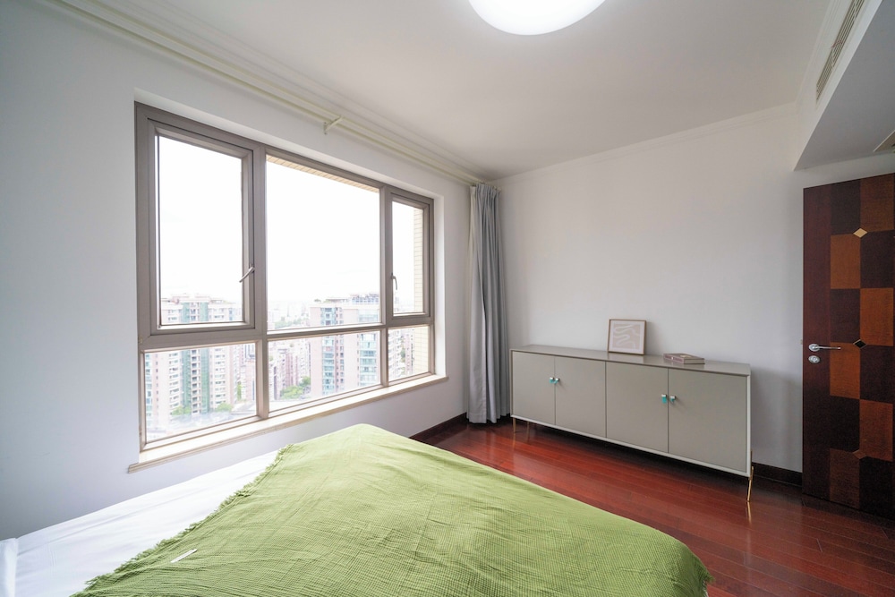 Tyms Modern 2BR APT Yucui Garden