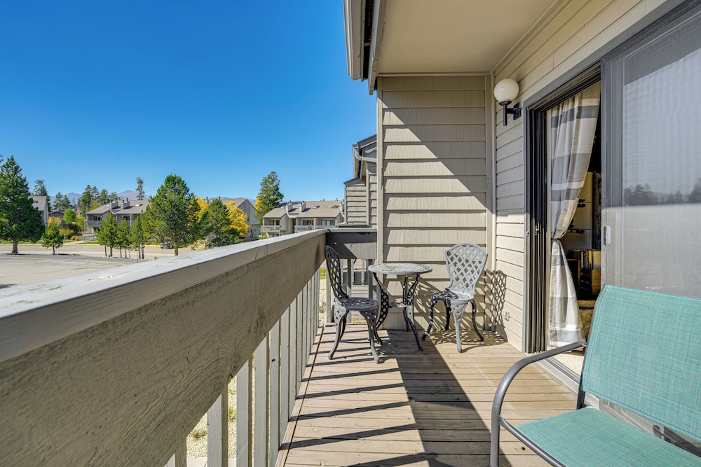 6 Mi to Winter Park Resort: Fraser Condo w/ Pool