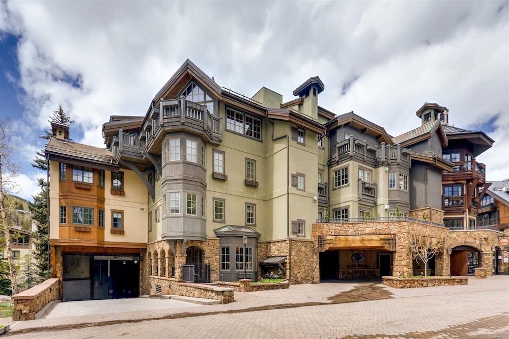 Vail VLG One Willow 2bd-dwork view 5