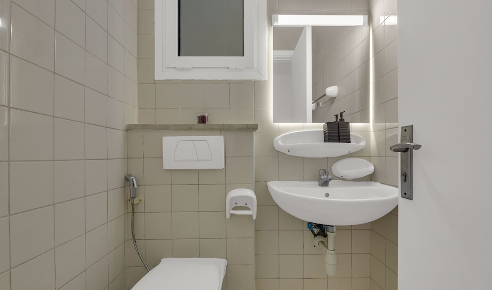 Manzil-1BR near JBR Beach & Blue Waters