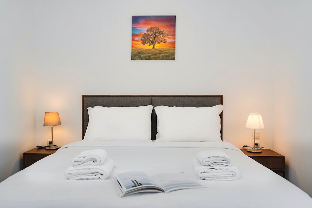 Sanders Home Suites - Cute Downtown 1-bdr. Apt photo 3