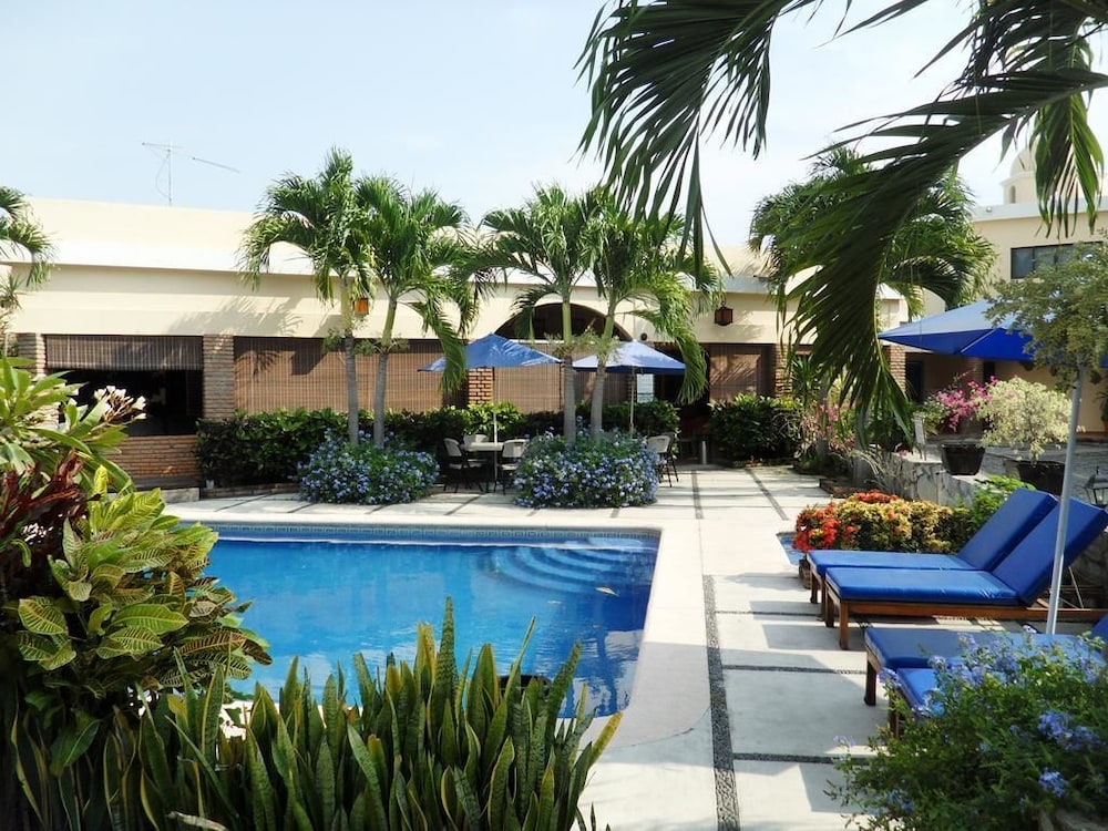 Colima Vacations - Montroi Express - Property Image 11