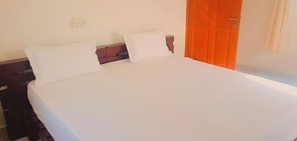 Solent Villas Resort view 3