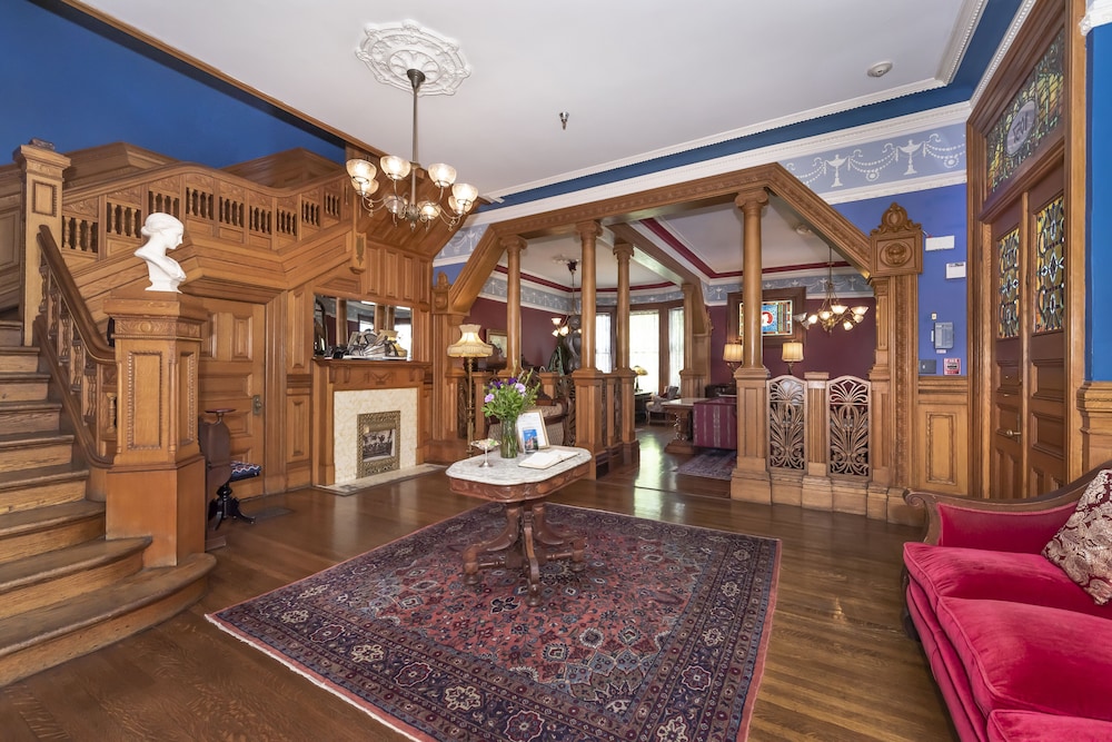 Chateau Tivoli B&B