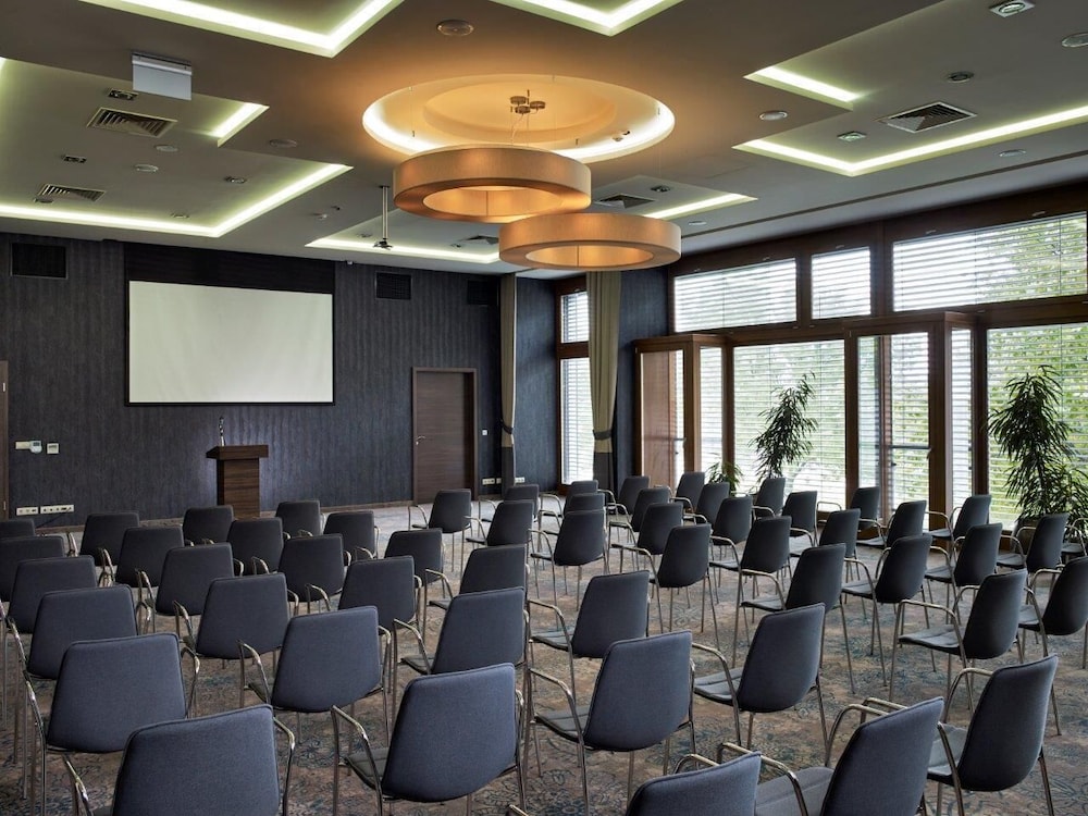 meeting & event spaces