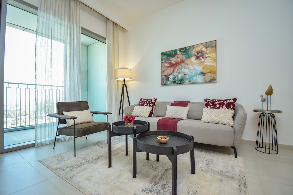 Lavish 2BR in Downtown Views Close to Dubai Mall Burj Khalifa
