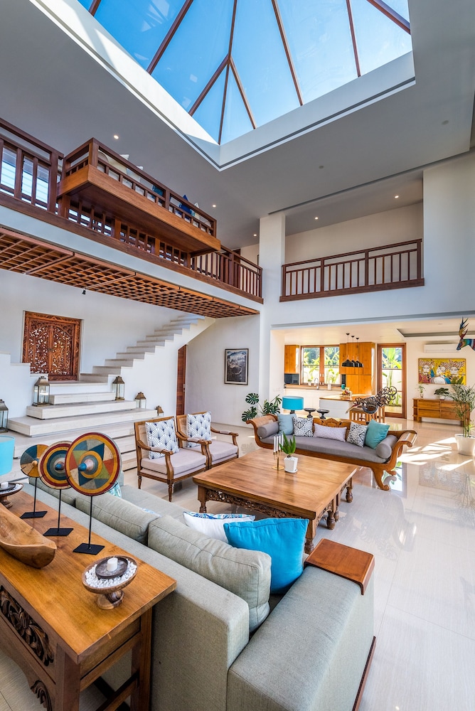 Villa Rusa Biru view 2