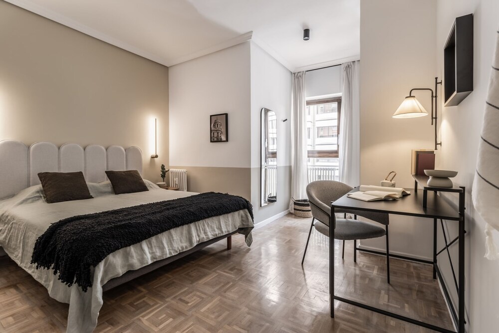 Campo - 3 Bedroom and Balcony Penthouse in Azca