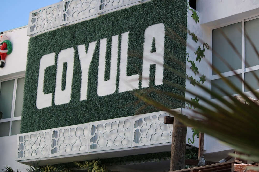 Hotel Coyula Huatulco - Image 1