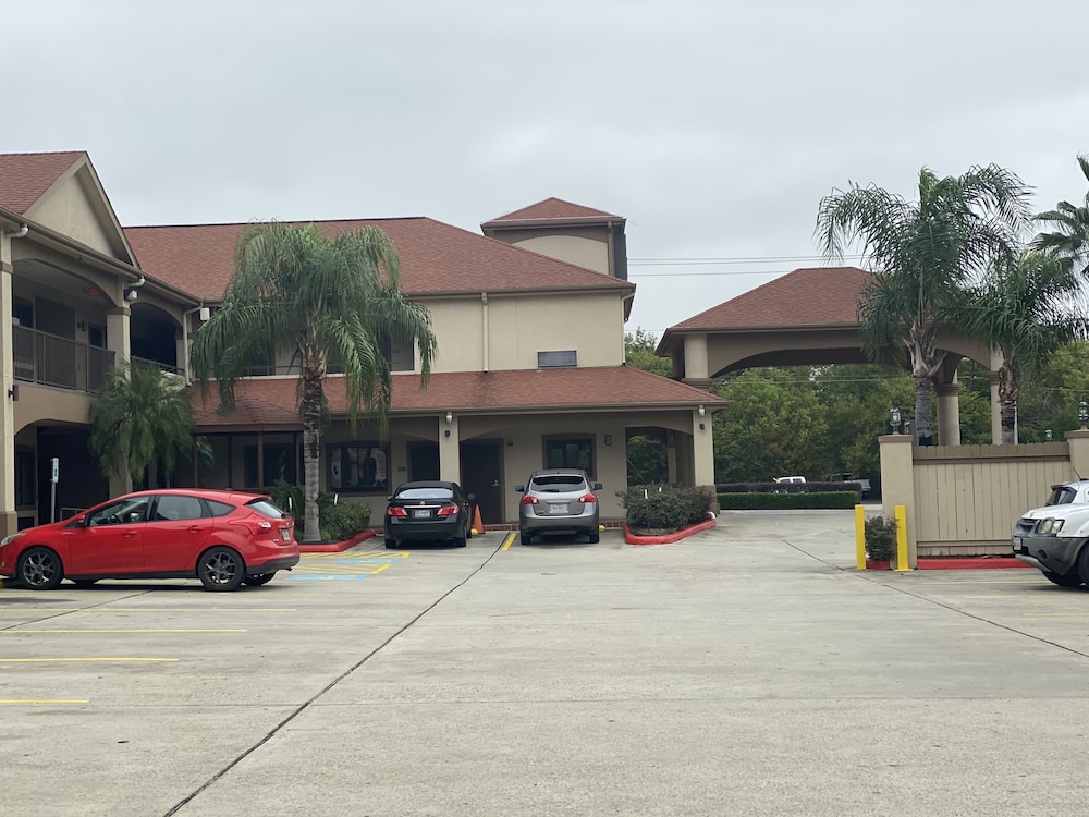 Lotus Inn